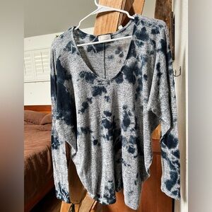 Women's Tie-Dye Long Sleeve Top